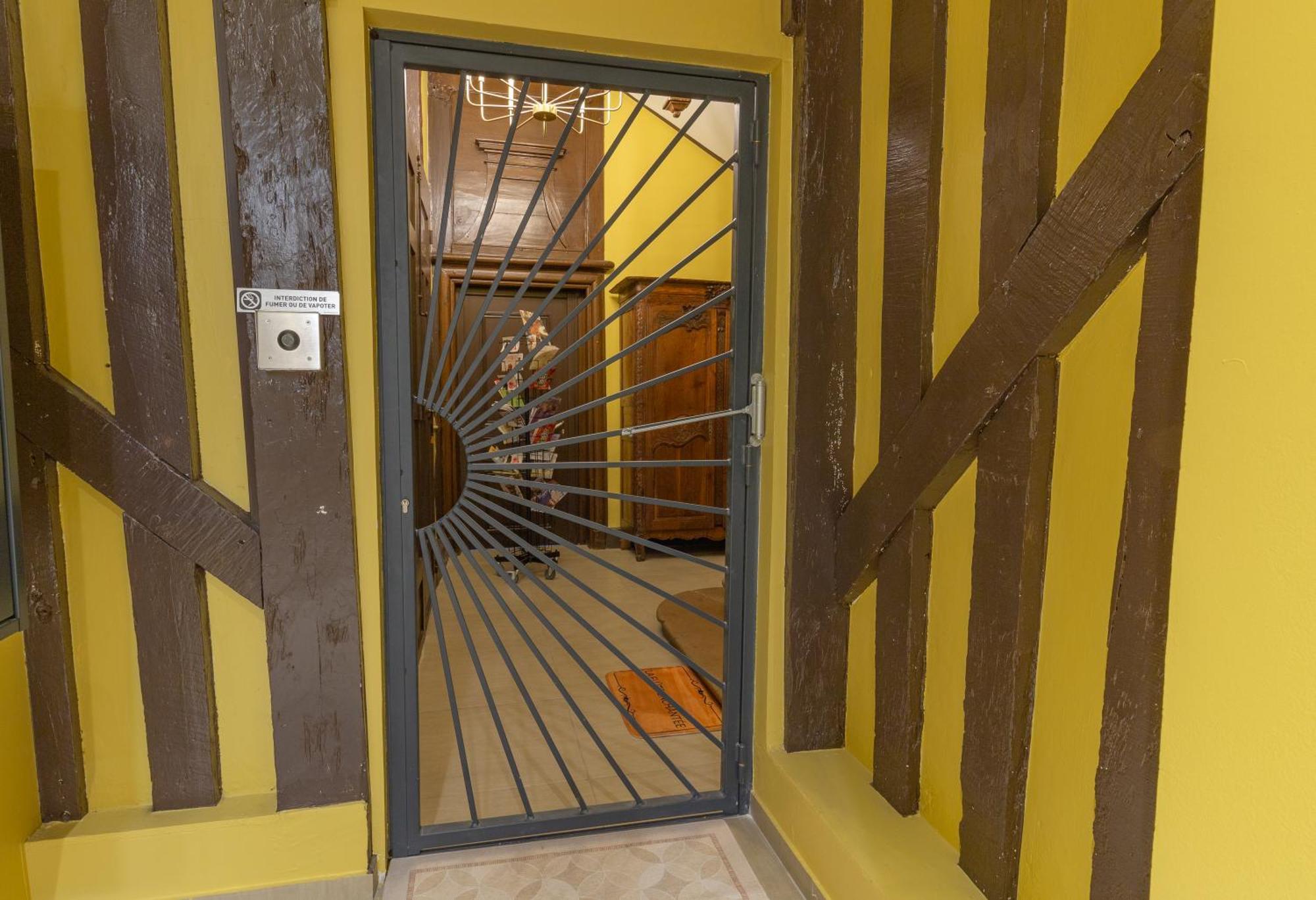 La Flute Enchantee Troyes Exterior foto